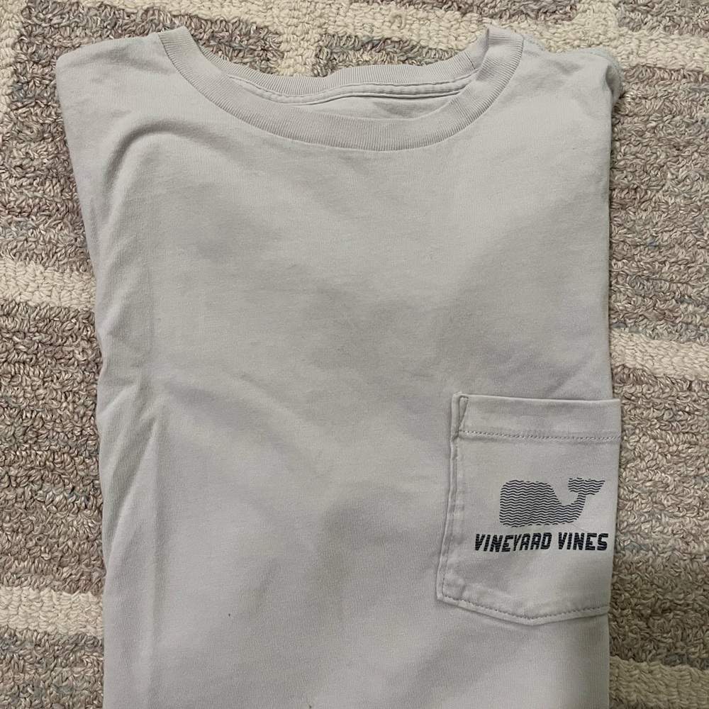 Vineyard Vines Light Gray Cotton pocket Tee